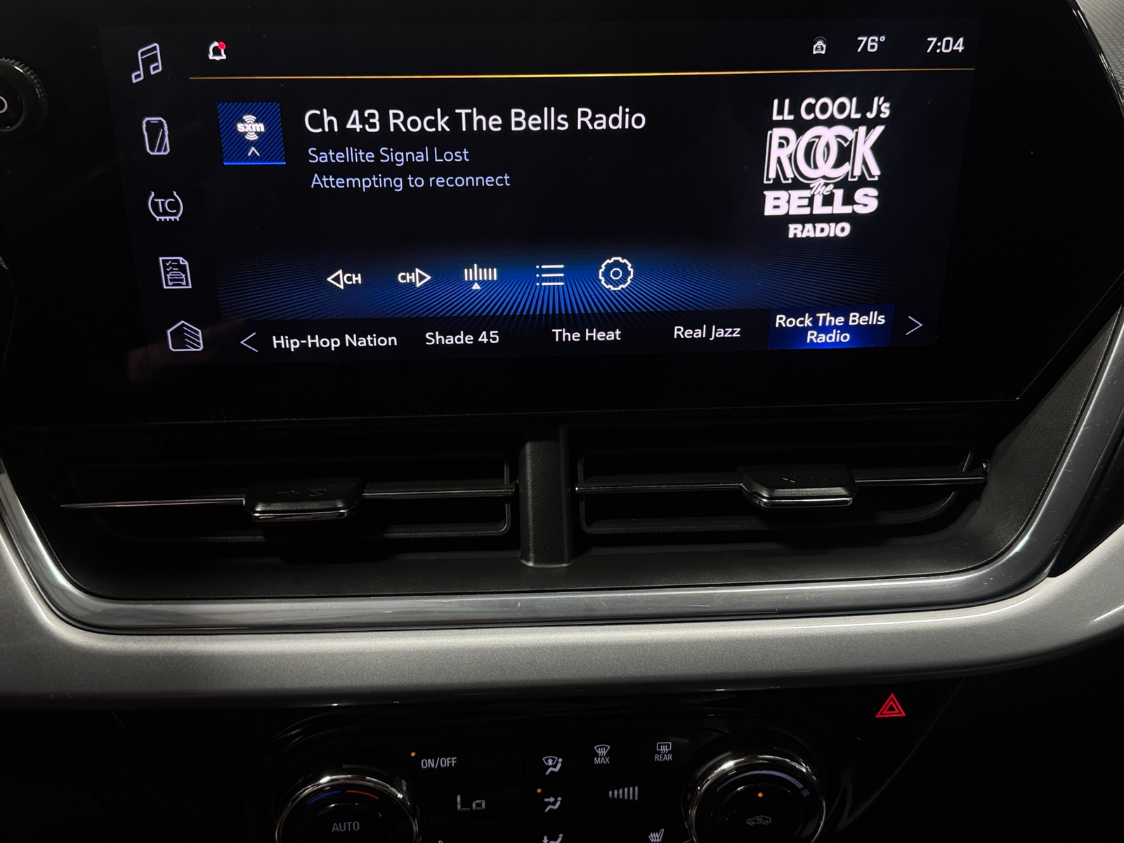 Thumbnail: 2025 Chevrolet Trax - 4