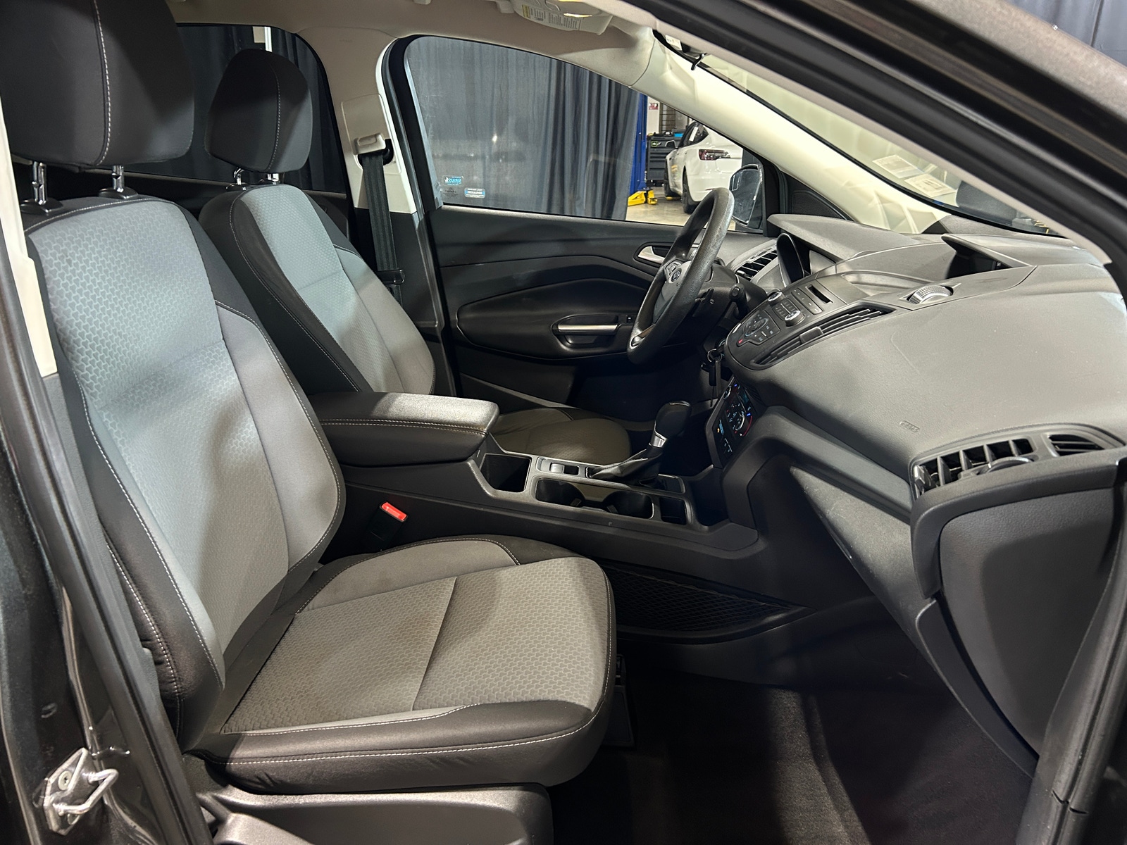 Thumbnail: 2017 Ford Escape - 2