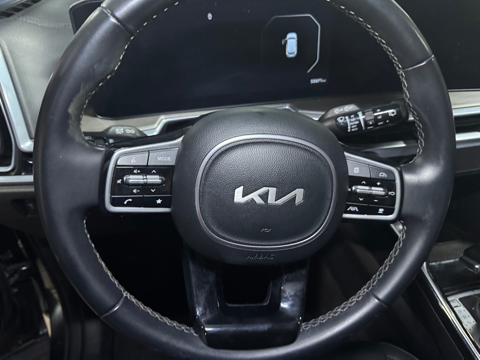 Thumbnail: 2024 Kia Sorento - 4