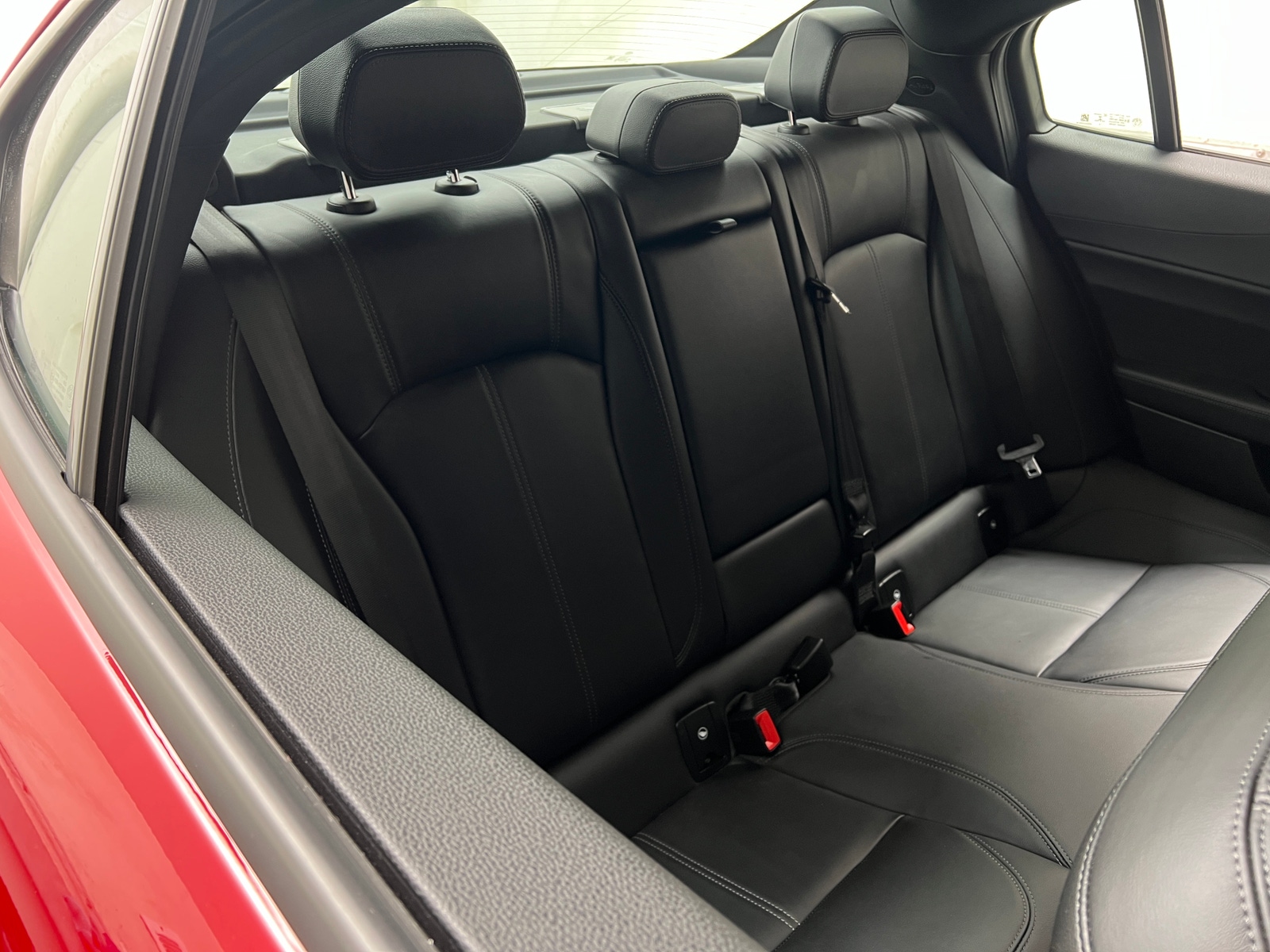 Thumbnail: 2023 Alfa Romeo Giulia - 5