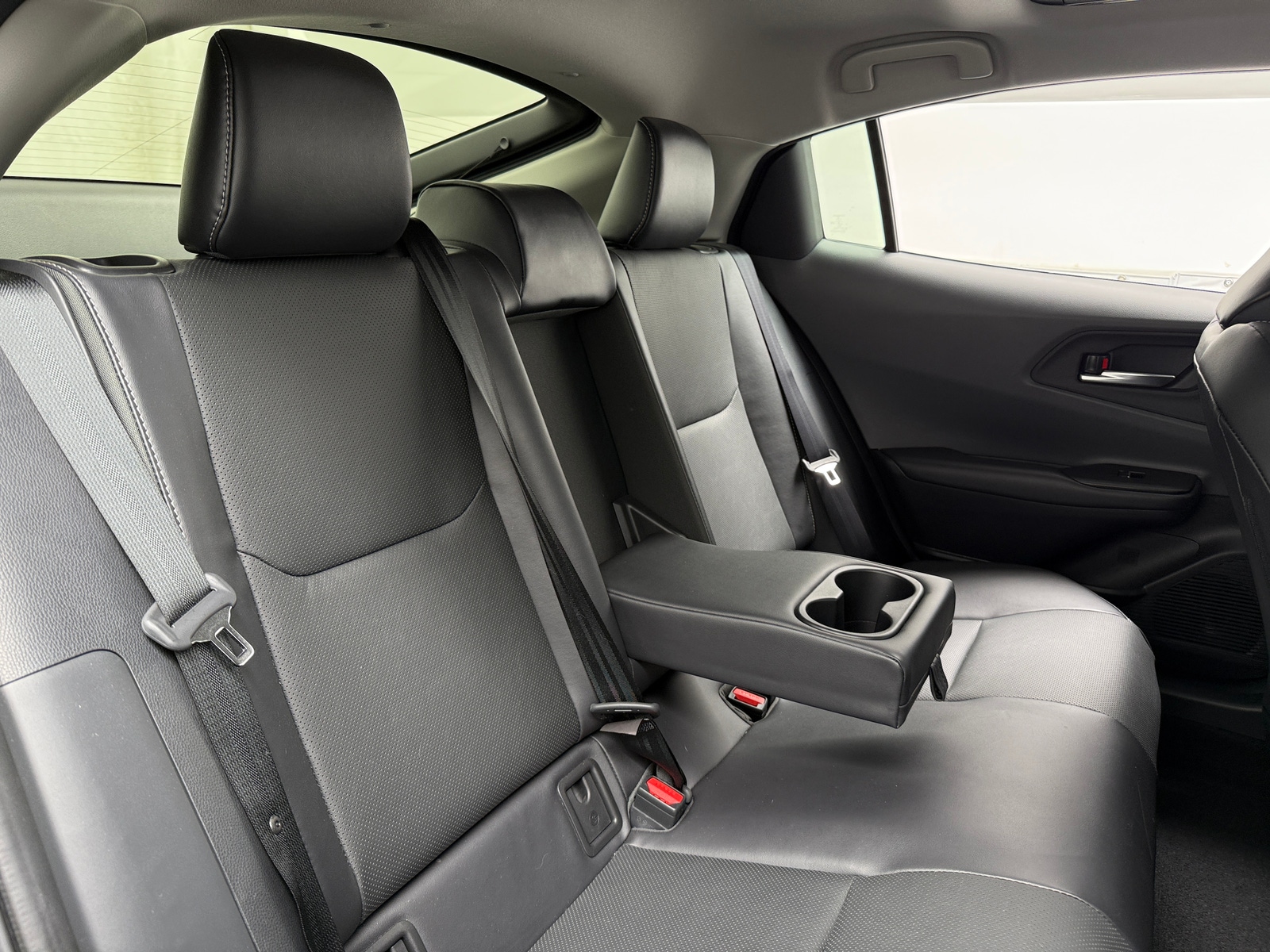 Thumbnail: 2024 Toyota Prius - 5