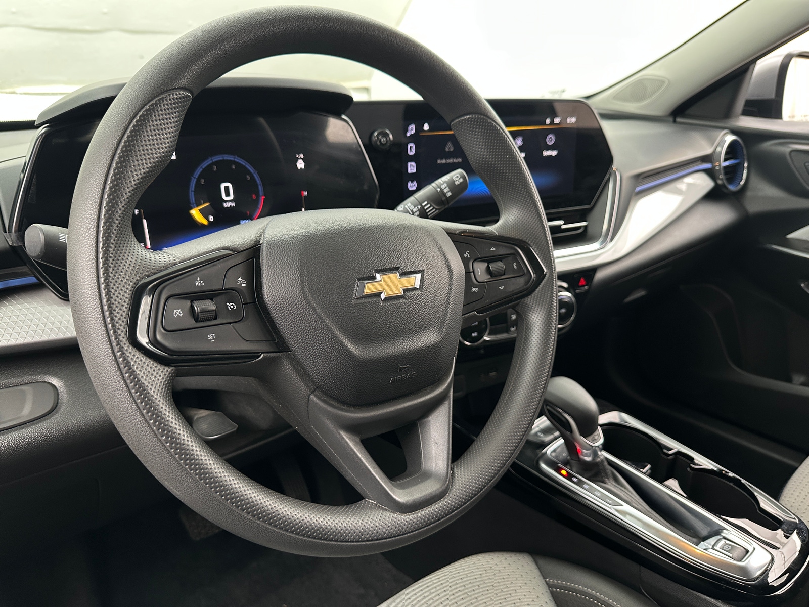 Thumbnail: 2025 Chevrolet Trax - 5