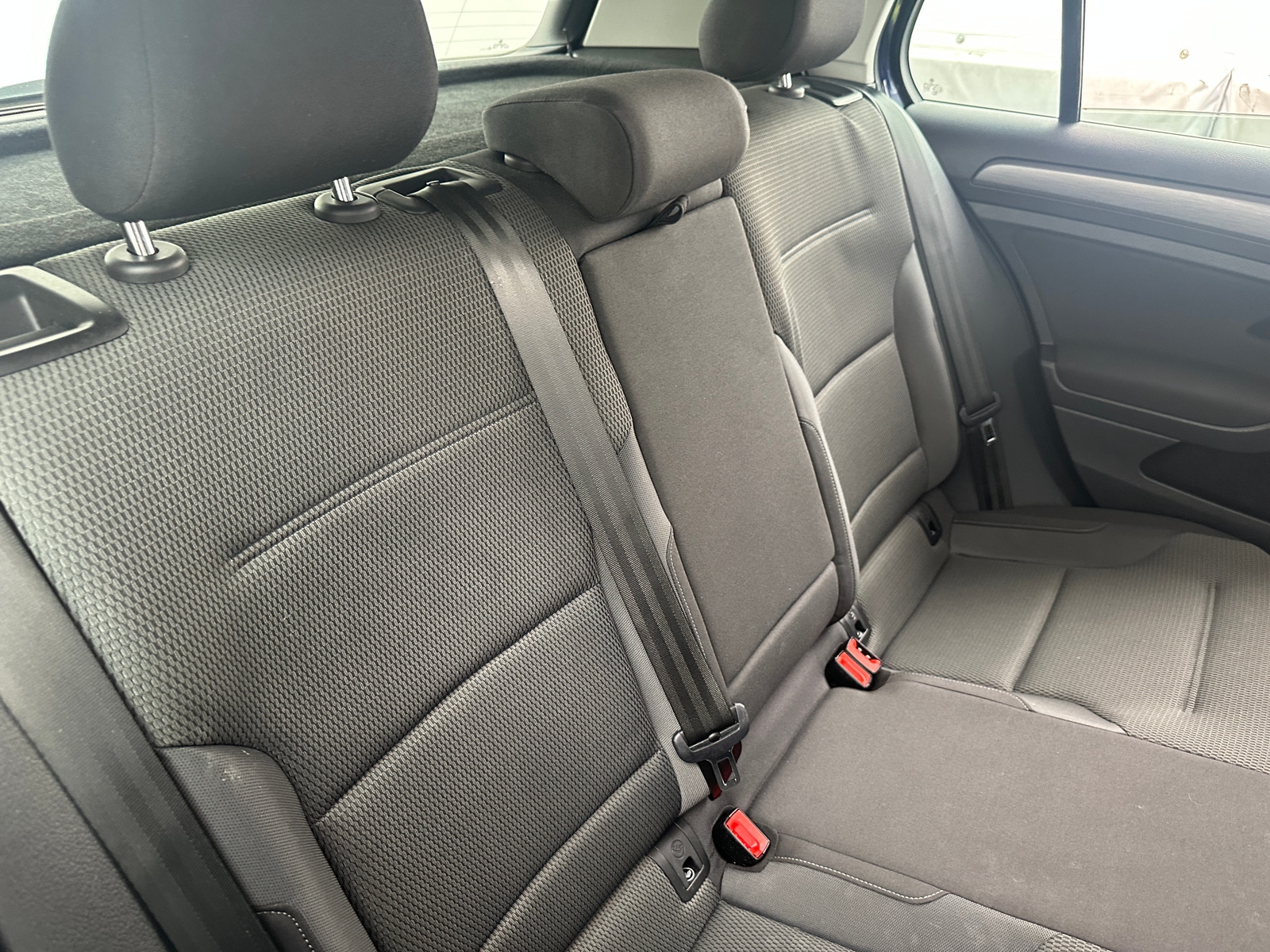 Thumbnail: 2019 Volkswagen e-Golf - 6