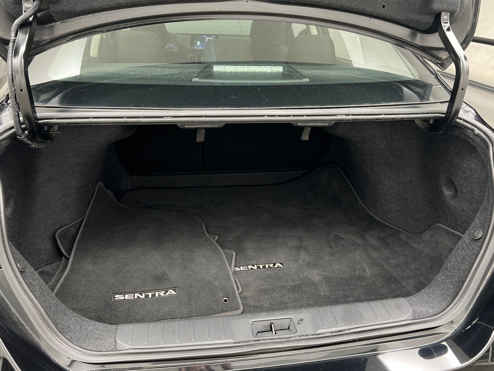 Thumbnail: 2022 Nissan Sentra - 7