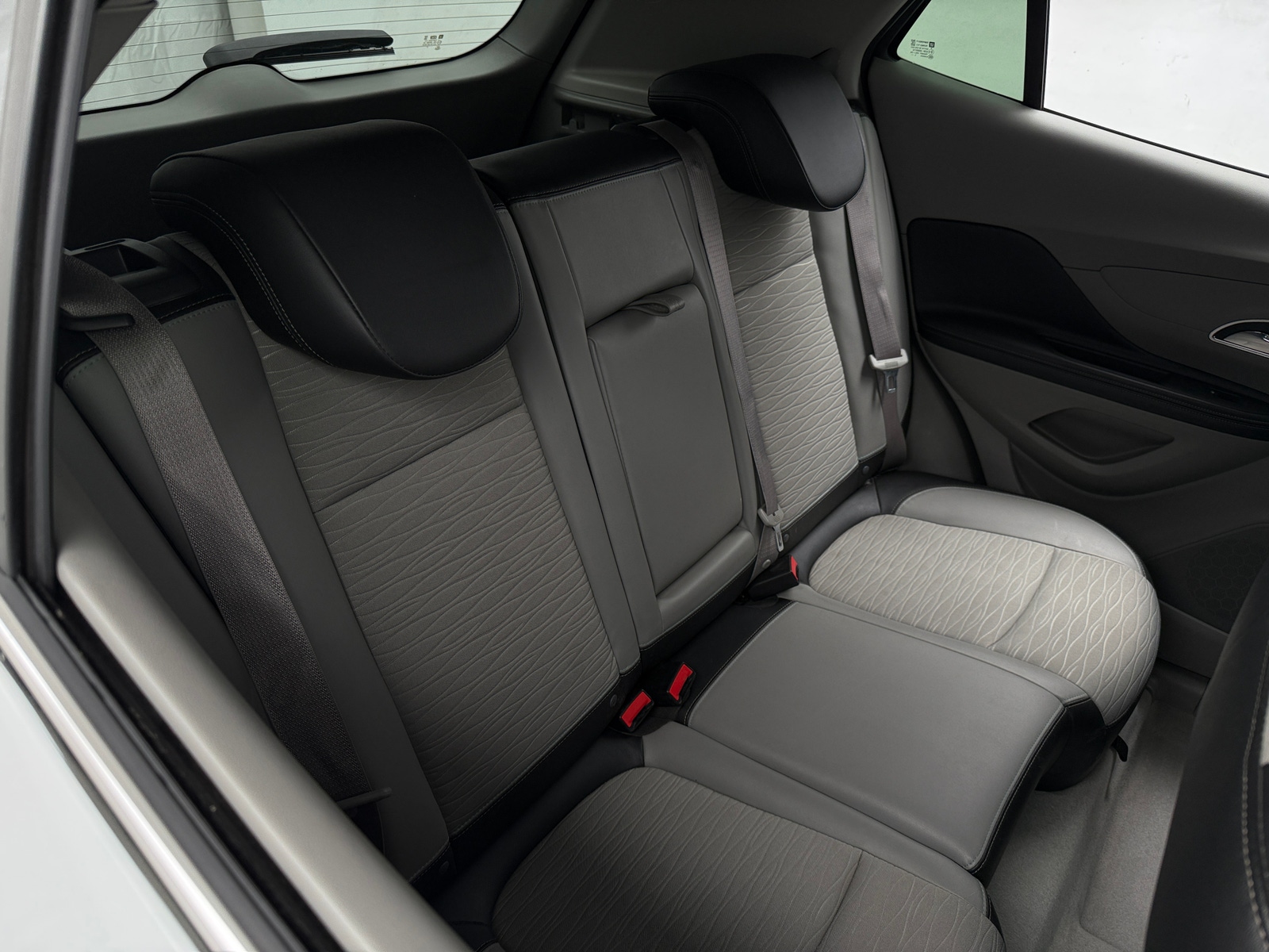 Thumbnail: 2016 Buick Encore - 6