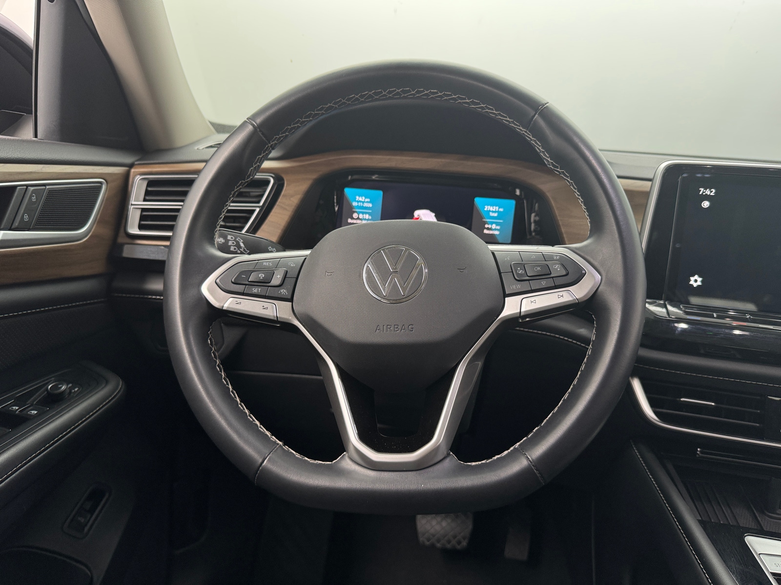 Thumbnail: 2025 Volkswagen Atlas - 4