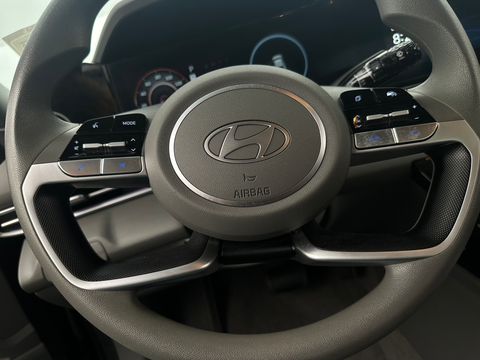 Thumbnail: 2024 Hyundai Elantra - 5