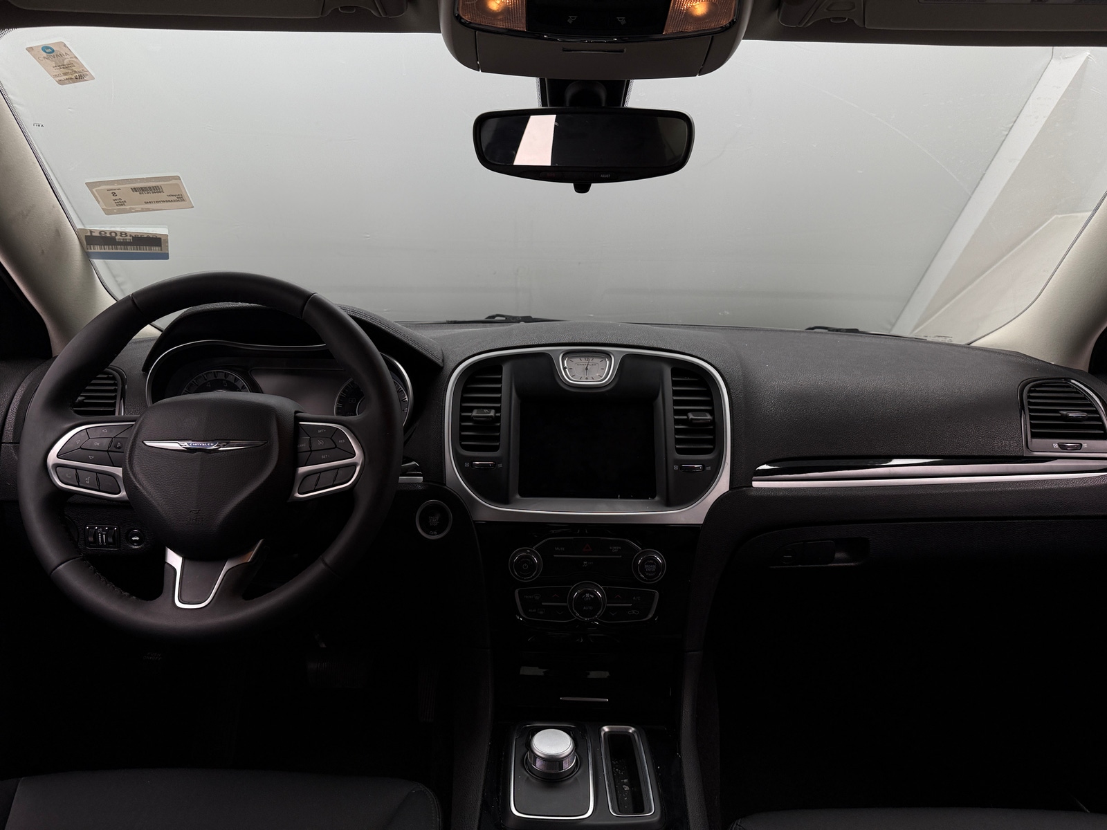 Thumbnail: 2023 Chrysler 300 - 3