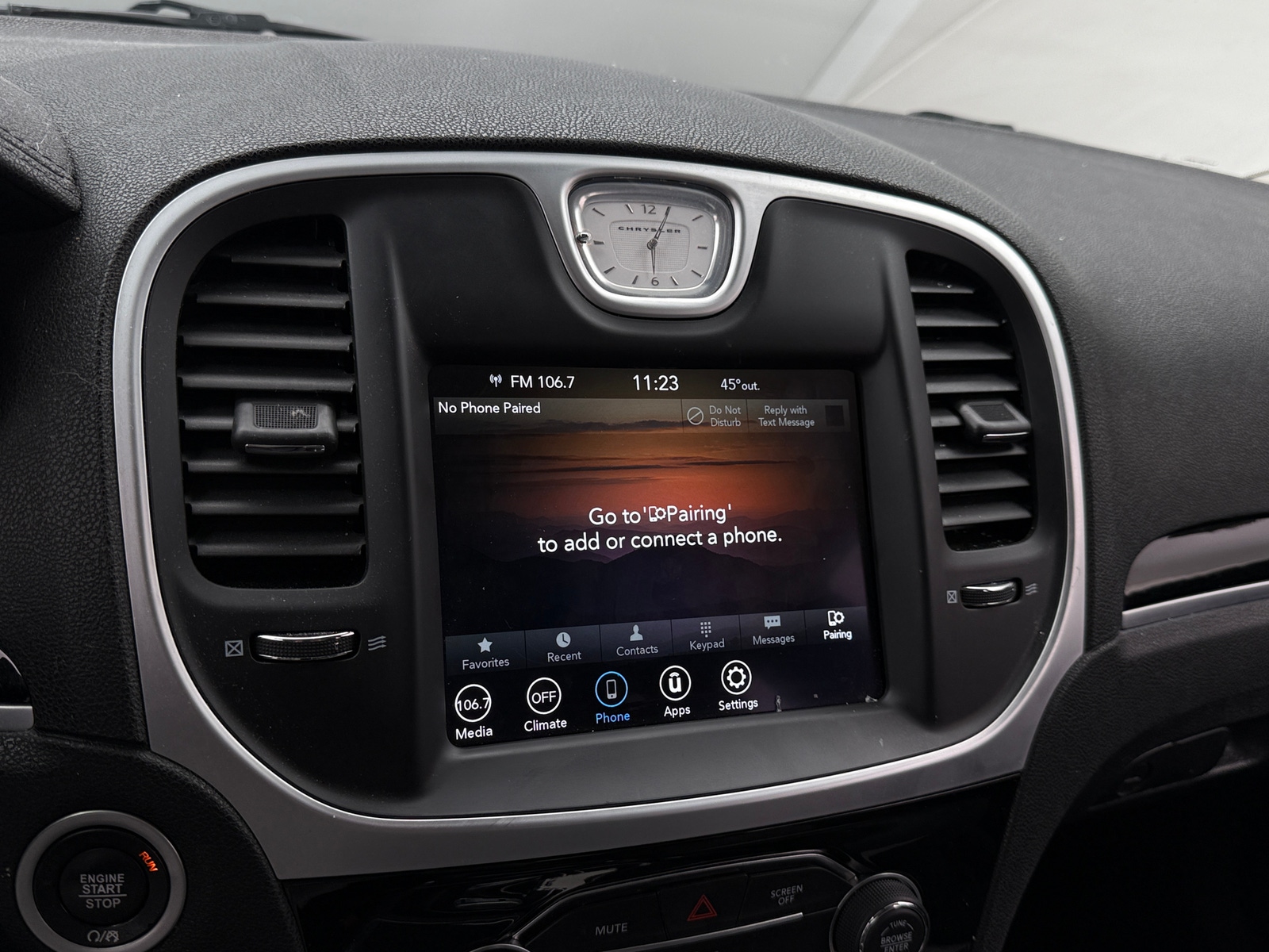 Thumbnail: 2023 Chrysler 300 - 4