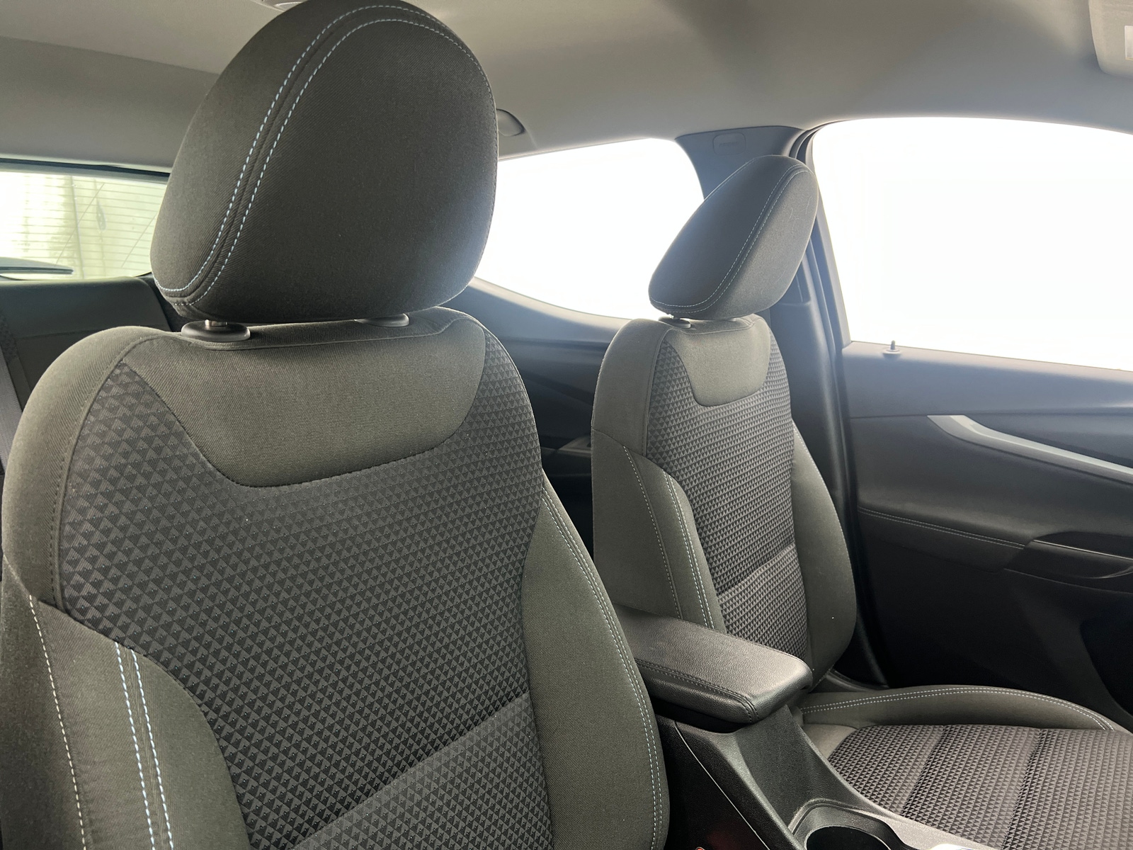 Thumbnail: 2023 Chevrolet Bolt EUV - 2