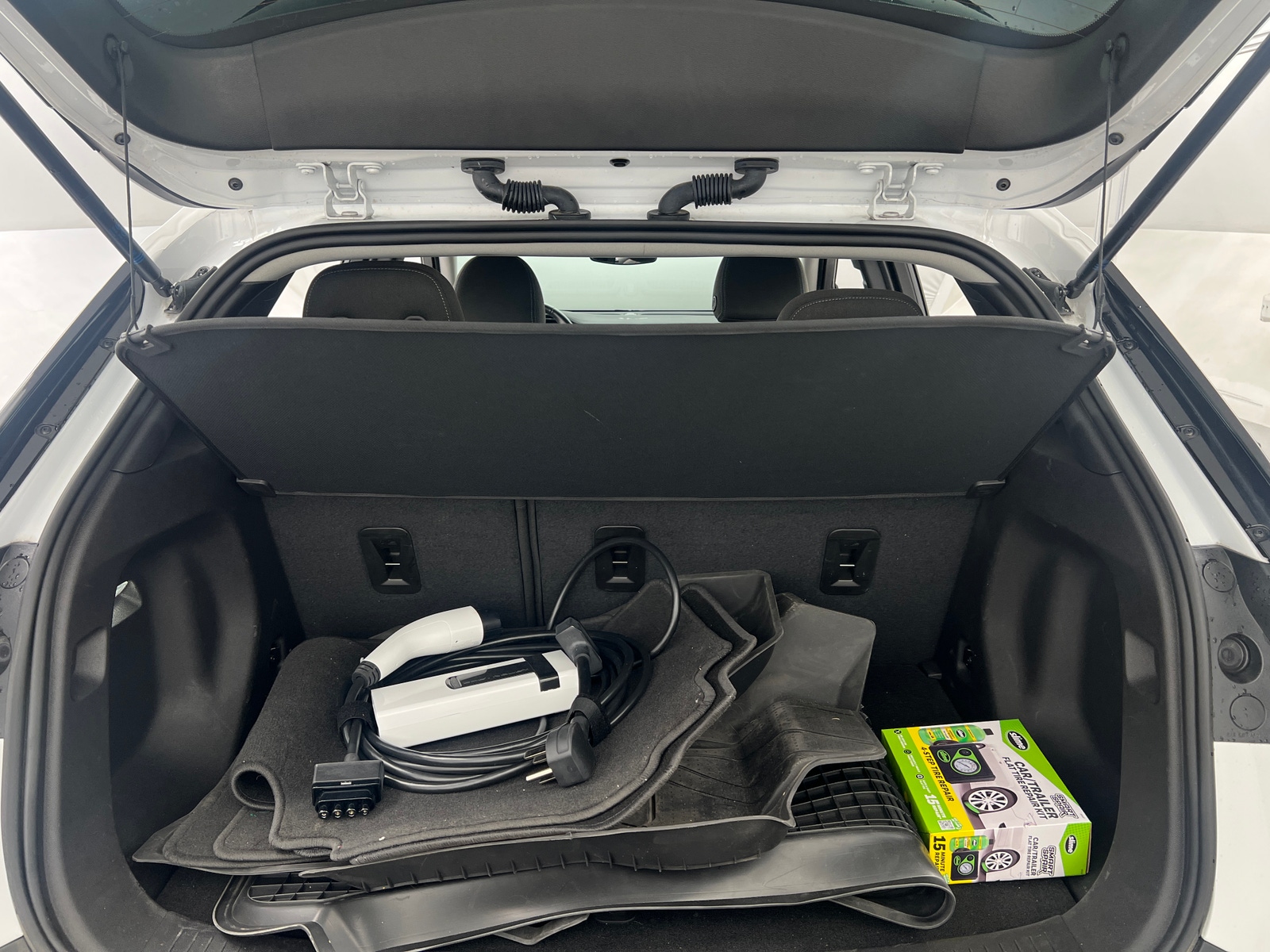 Thumbnail: 2023 Chevrolet Bolt EUV - 7