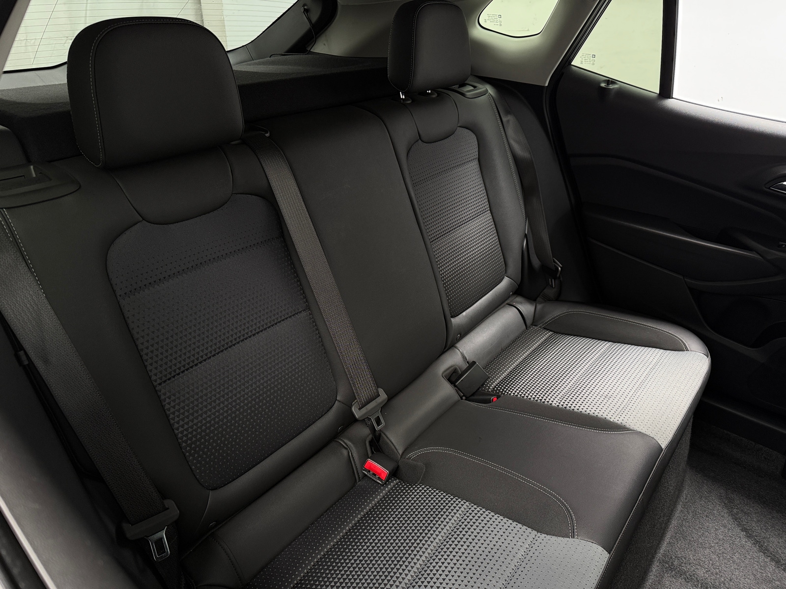 Thumbnail: 2025 Chevrolet Trax - 6