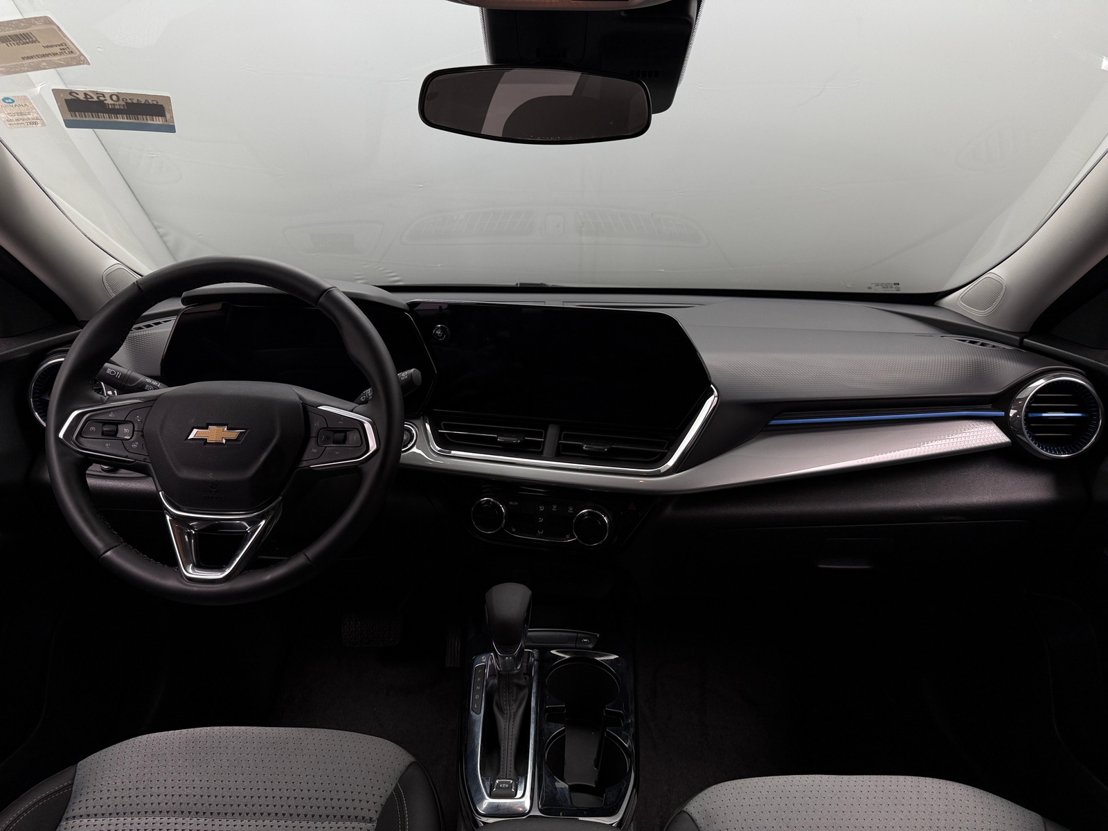 Thumbnail: 2025 Chevrolet Trax - 3