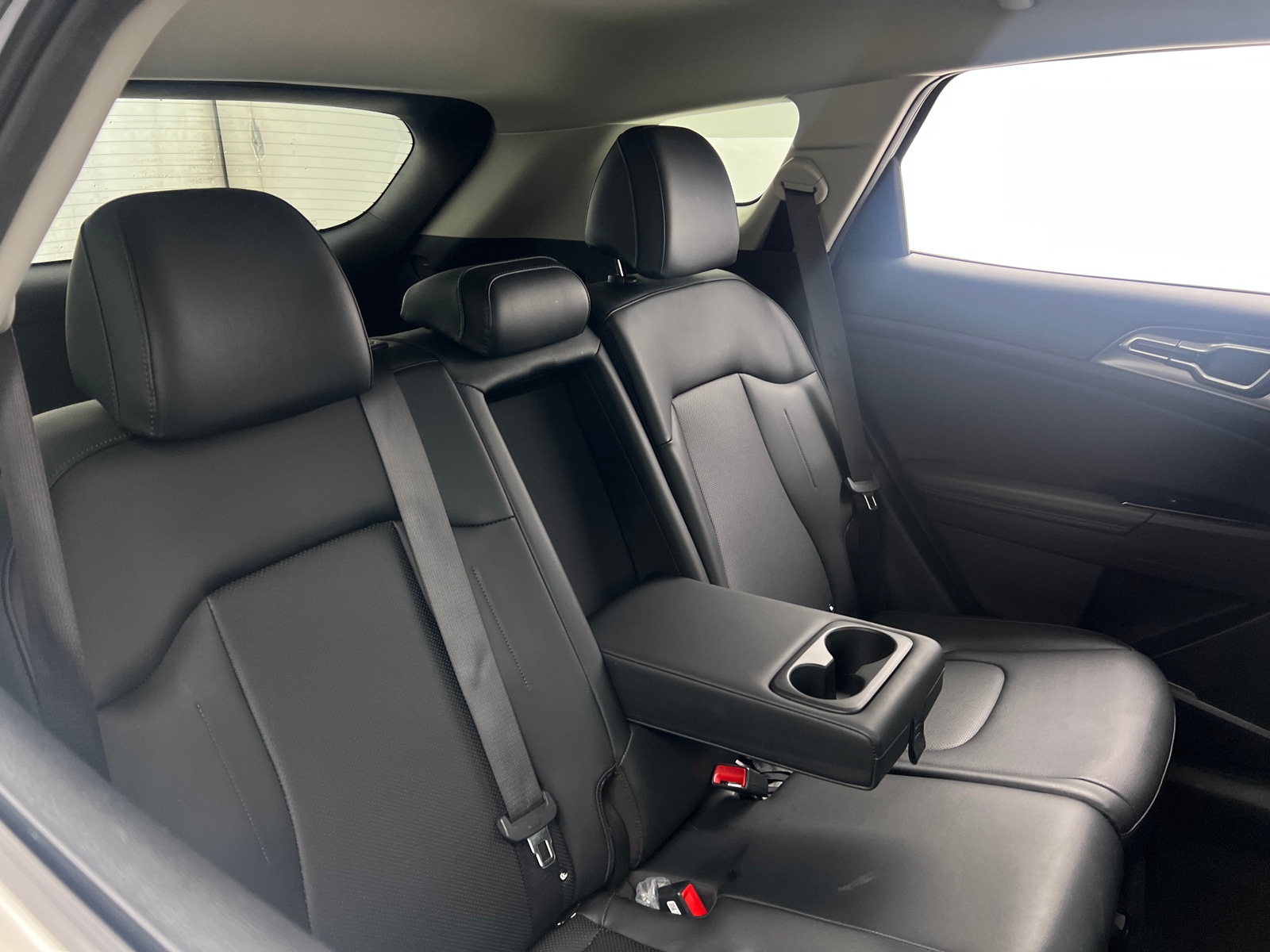 Thumbnail: 2023 Kia Sportage - 5