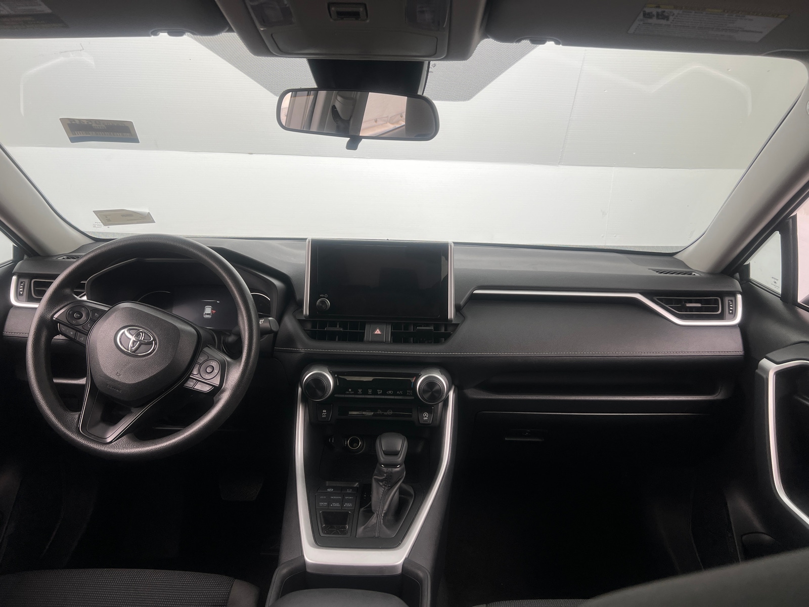 Thumbnail: 2025 Toyota RAV4 - 3