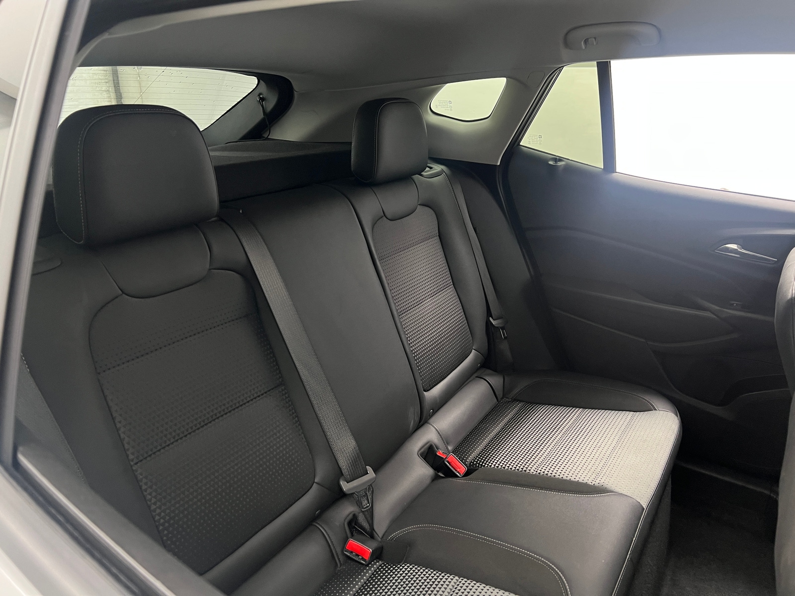 Thumbnail: 2025 Chevrolet Trax - 6