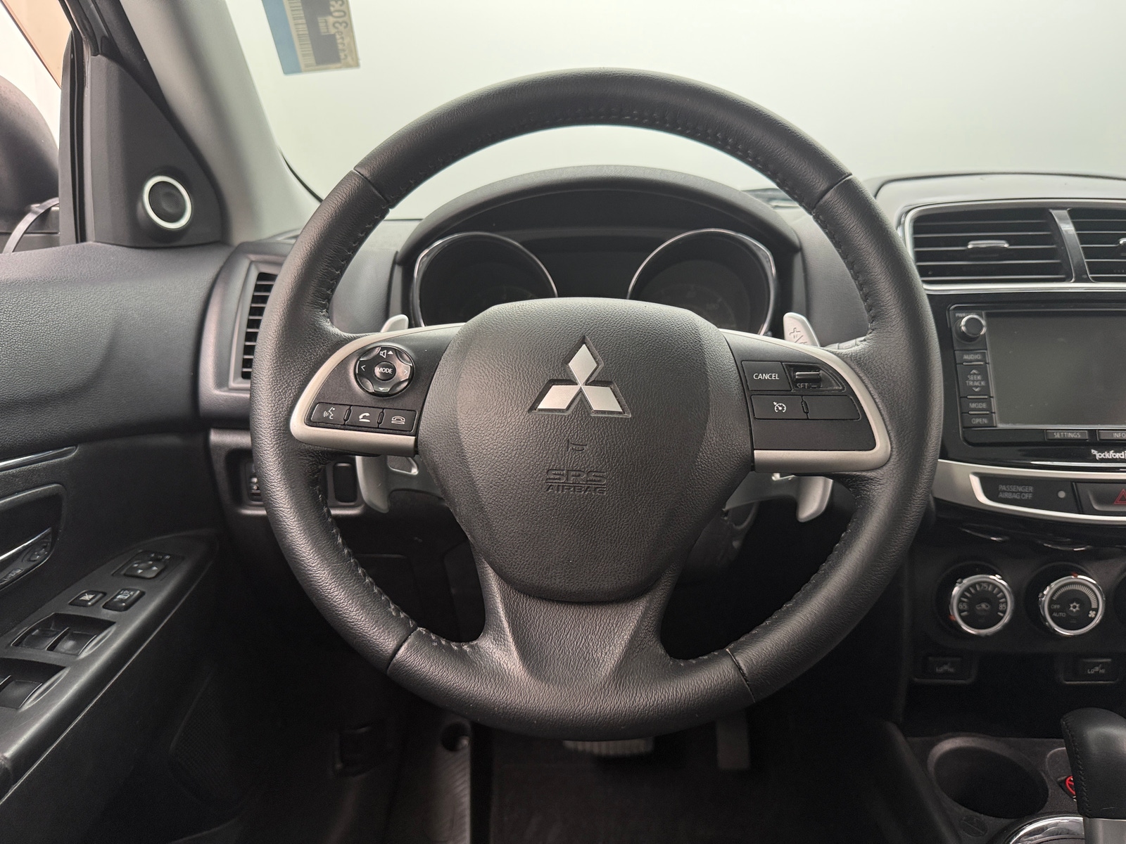 Thumbnail: 2015 Mitsubishi Outlander Sport - 4