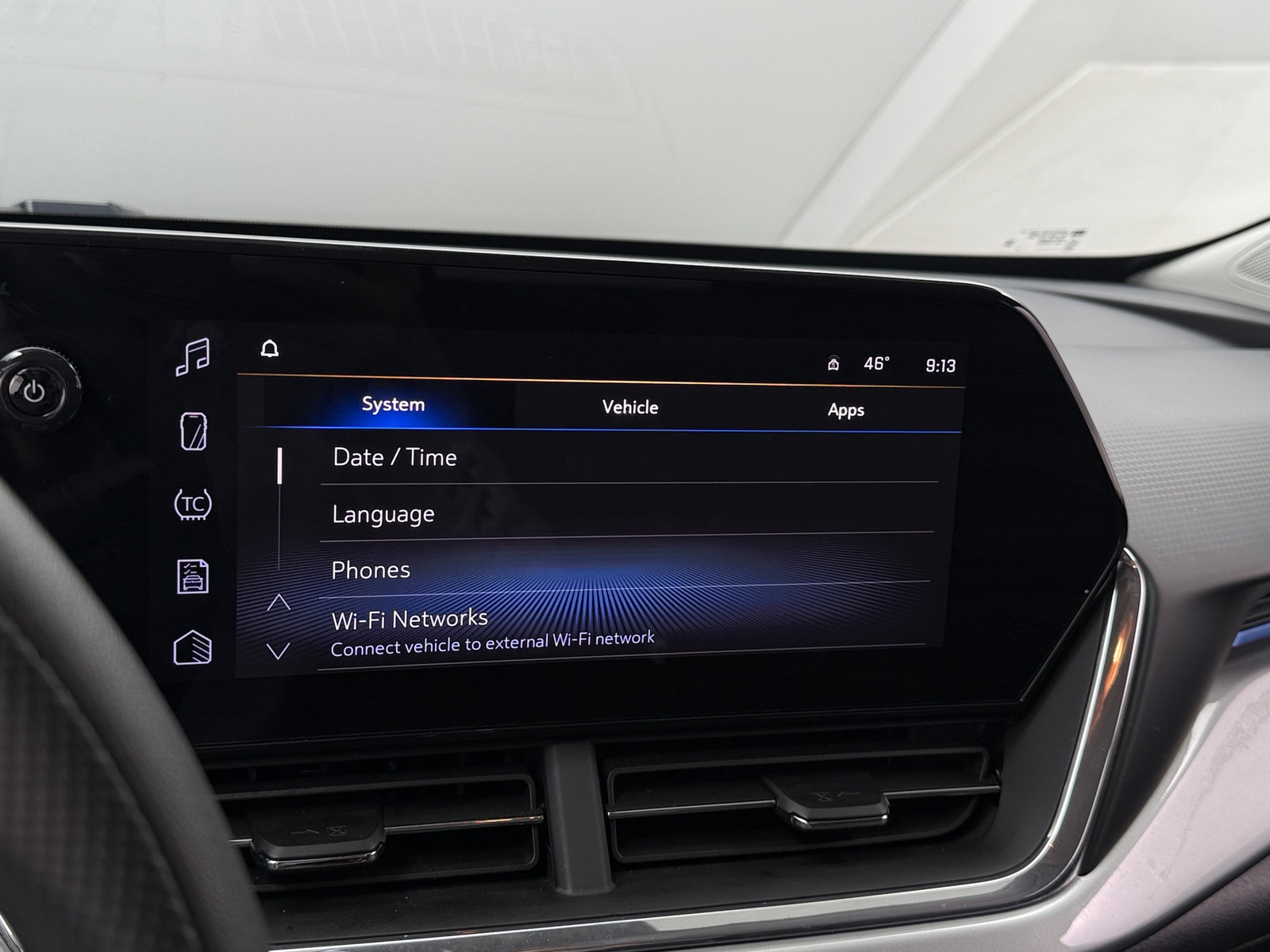 Thumbnail: 2025 Chevrolet Trax - 4