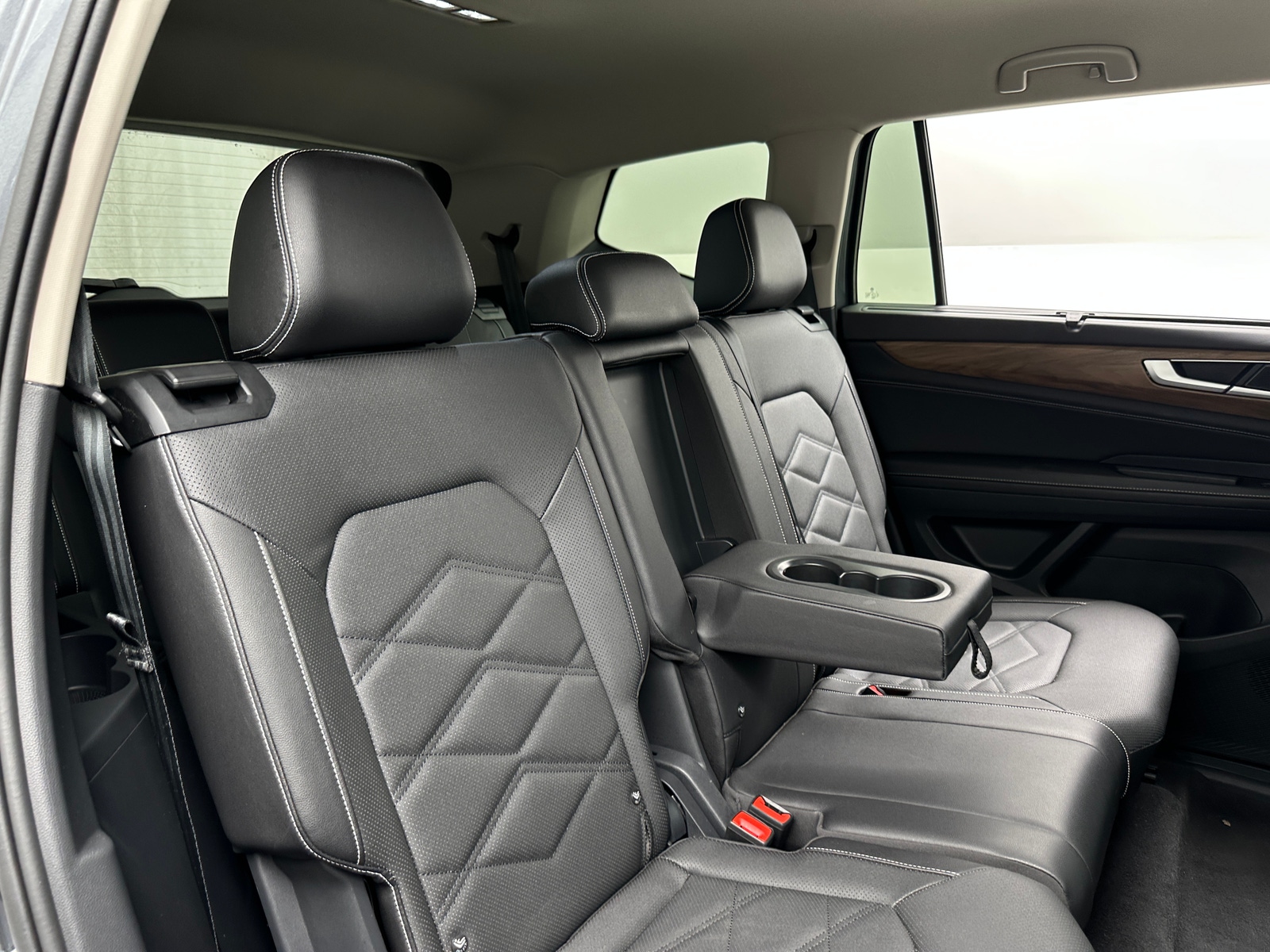 Thumbnail: 2025 Volkswagen Atlas - 5