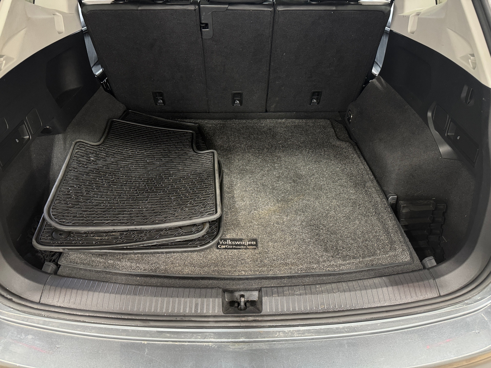 Thumbnail: 2022 Volkswagen Tiguan - 6