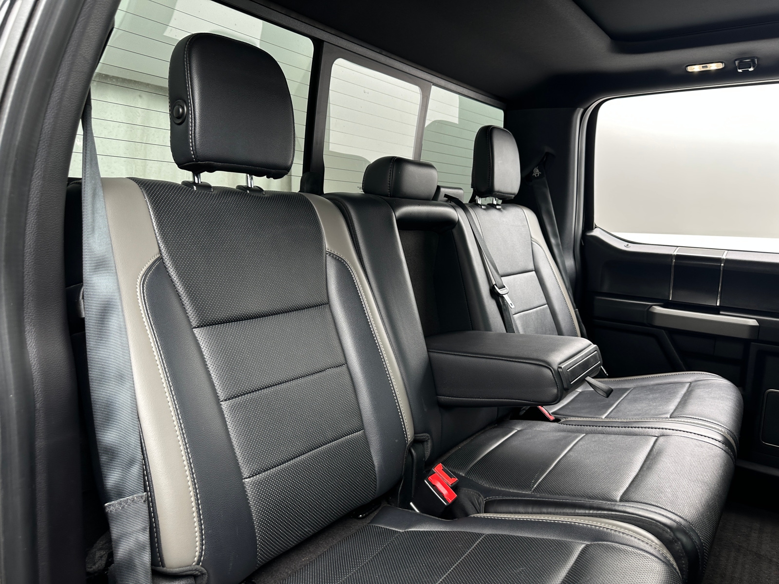 Thumbnail: 2018 Ford Econoline - 5