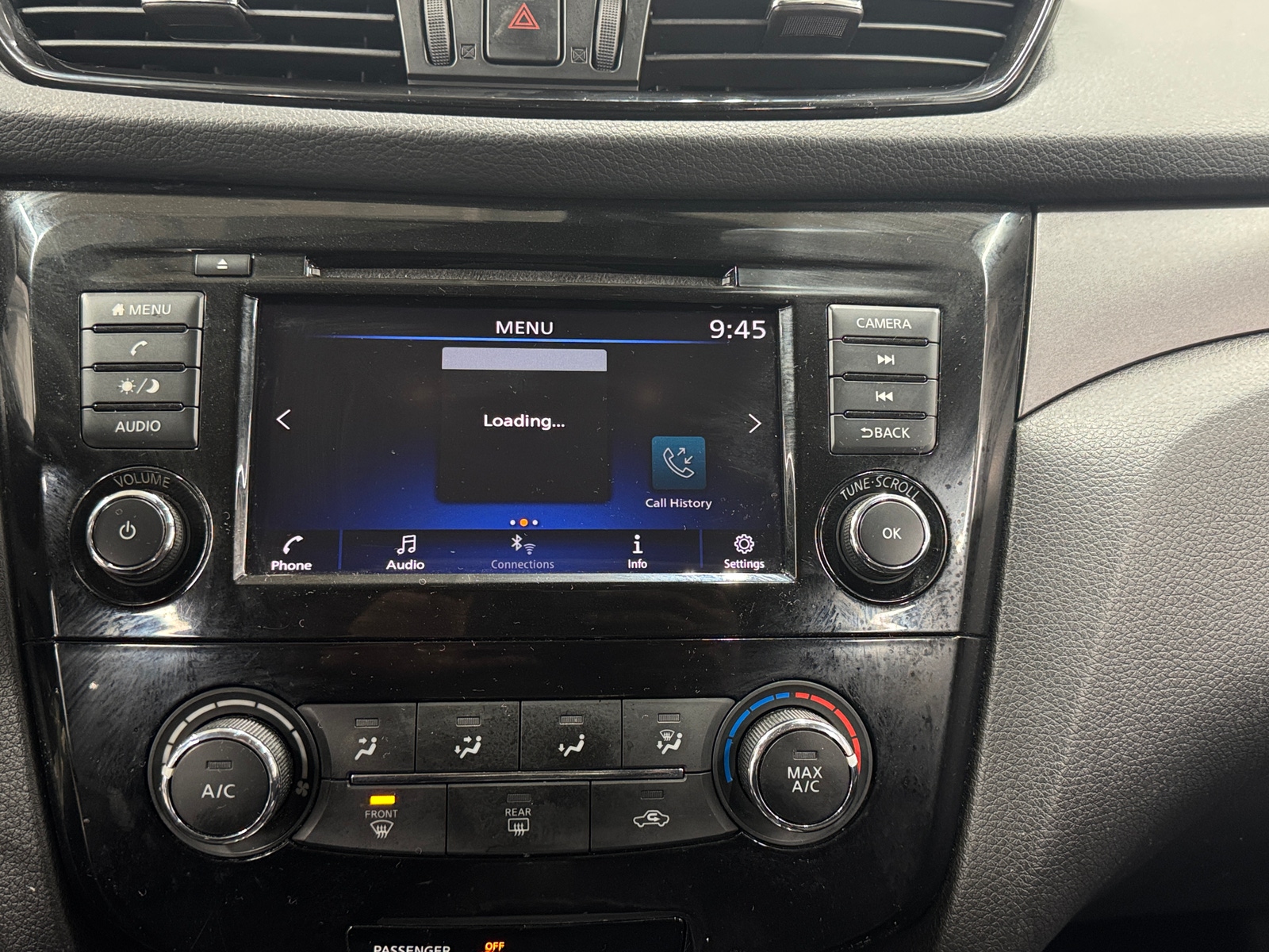 Thumbnail: 2020 Nissan Rogue Sport - 4