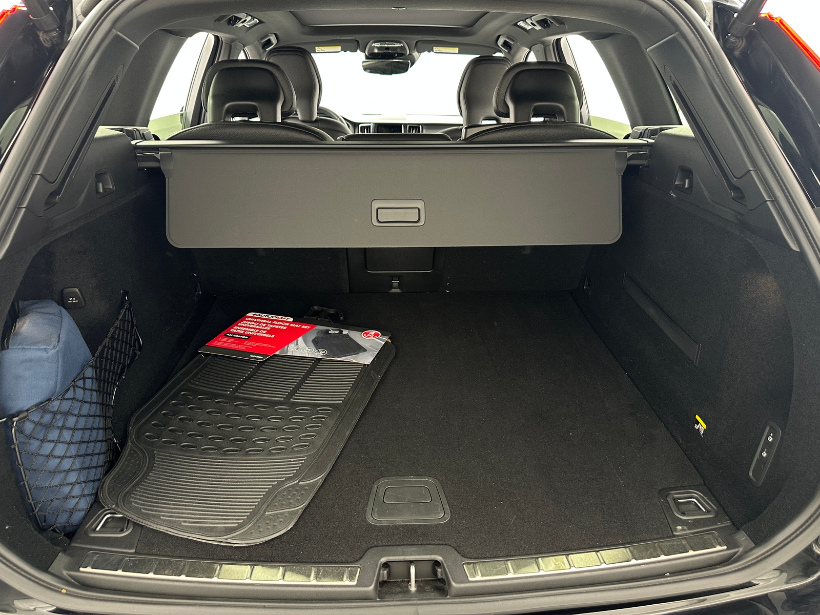 Thumbnail: 2019 Volvo XC60 - 6