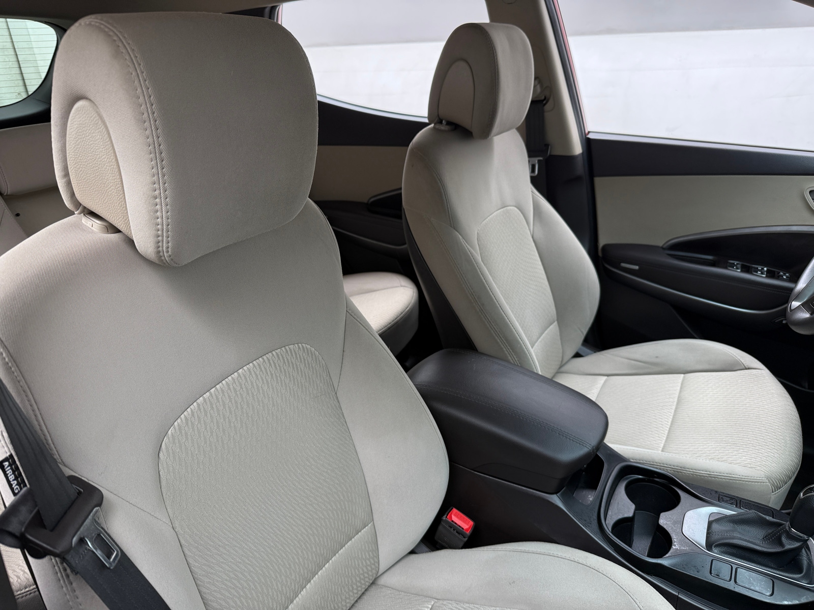 Thumbnail: 2017 Hyundai Santa Fe - 2