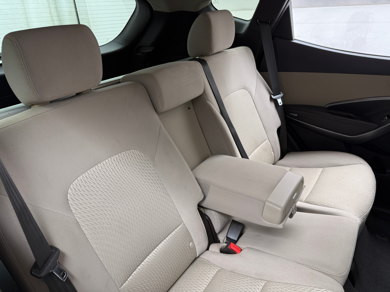 Thumbnail: 2017 Hyundai Santa Fe - 6