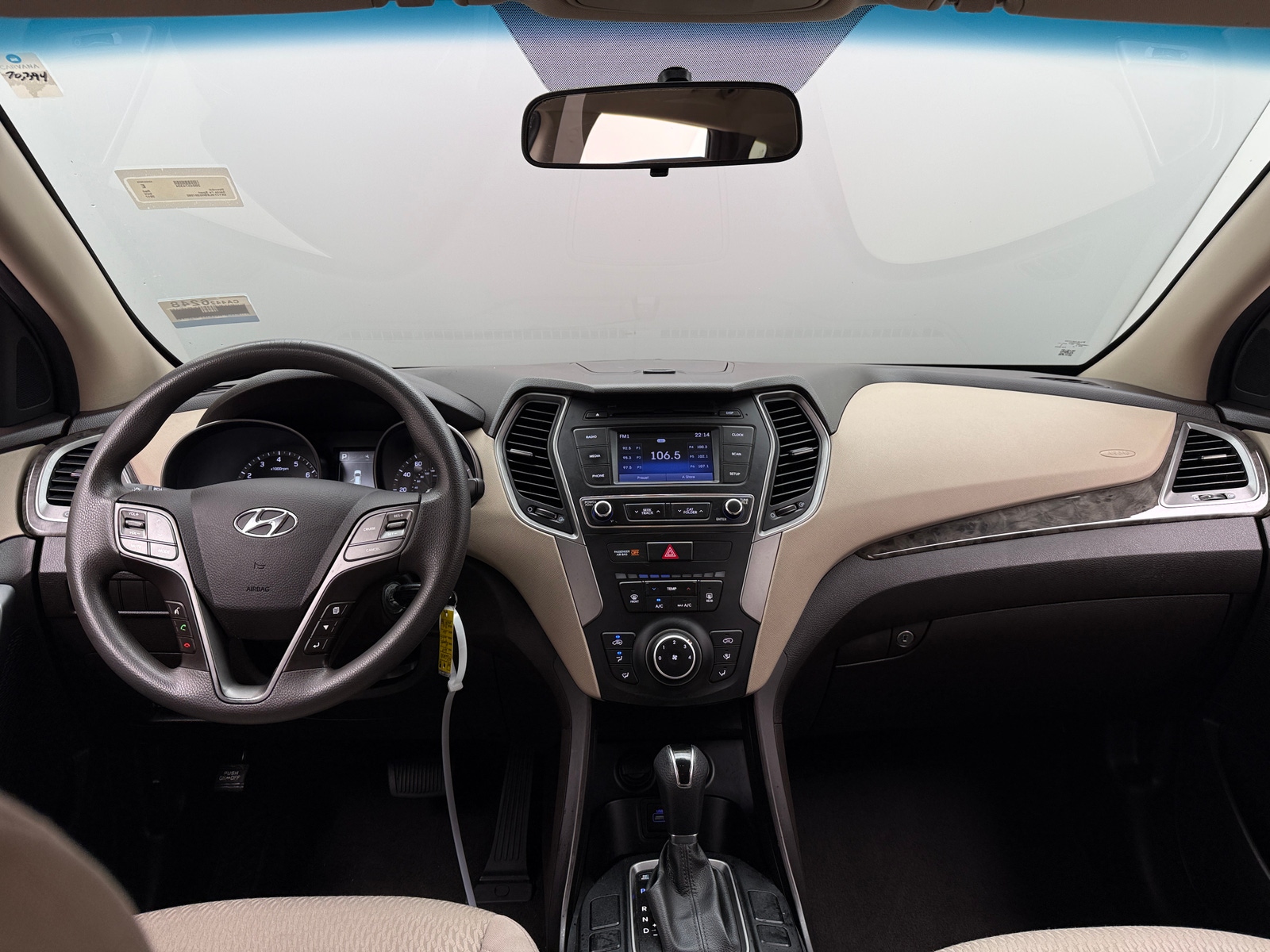 Thumbnail: 2017 Hyundai Santa Fe - 3