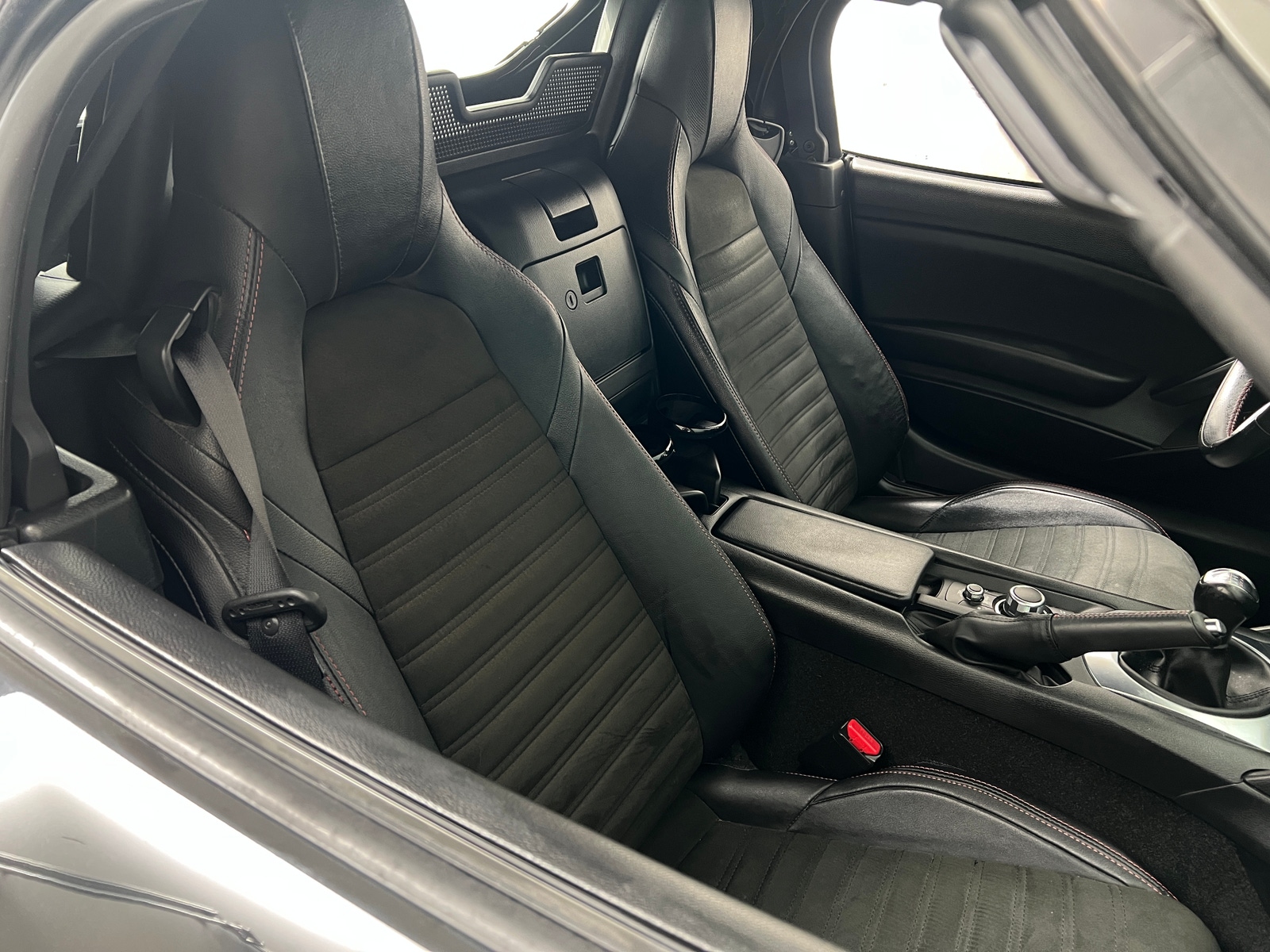 Thumbnail: 2017 Fiat 124 Spider - 2