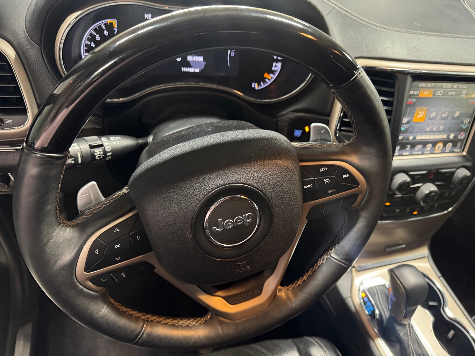 Thumbnail: 2017 Jeep Grand Cherokee - 4