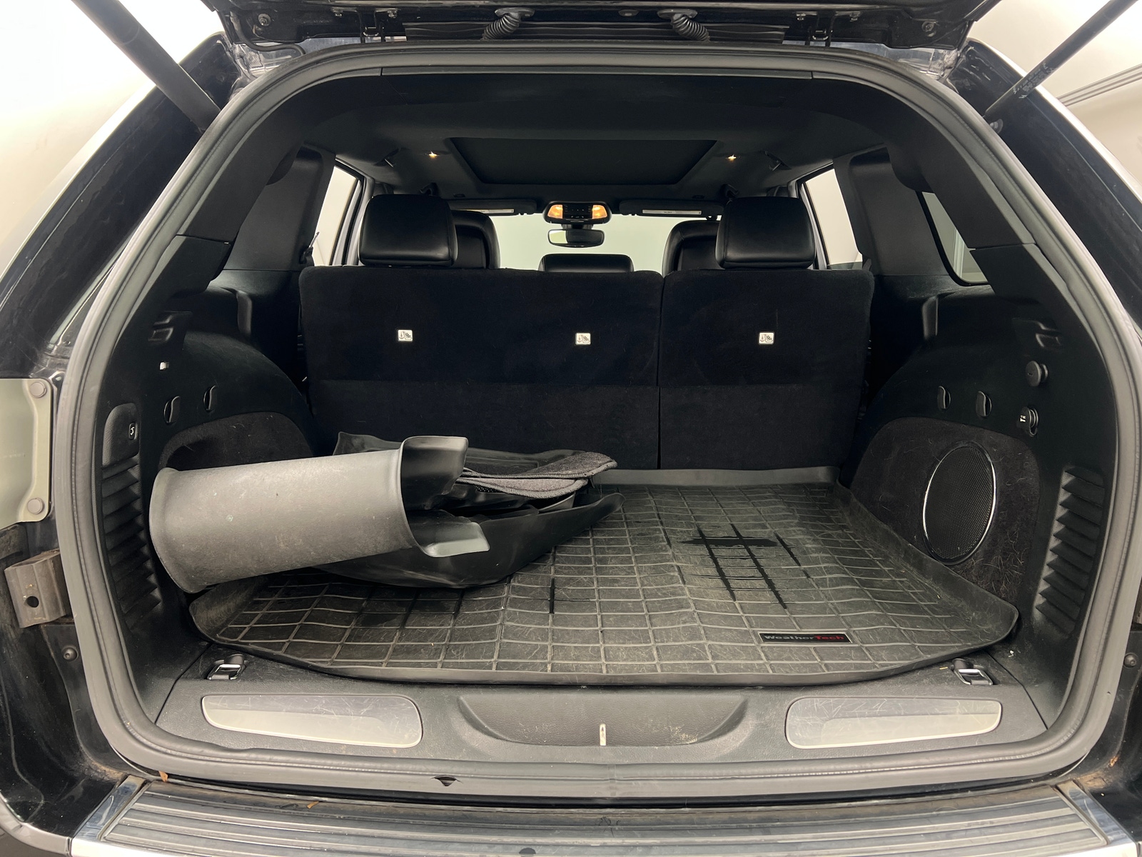 Thumbnail: 2017 Jeep Grand Cherokee - 6