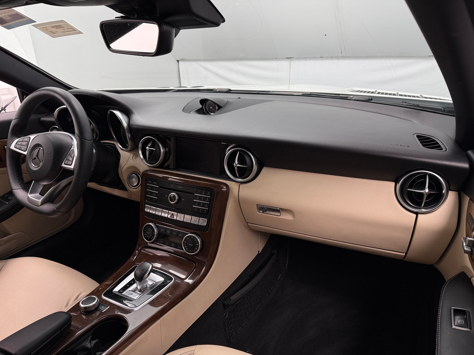 Thumbnail: 2019 Mercedes-Benz SLC - 2