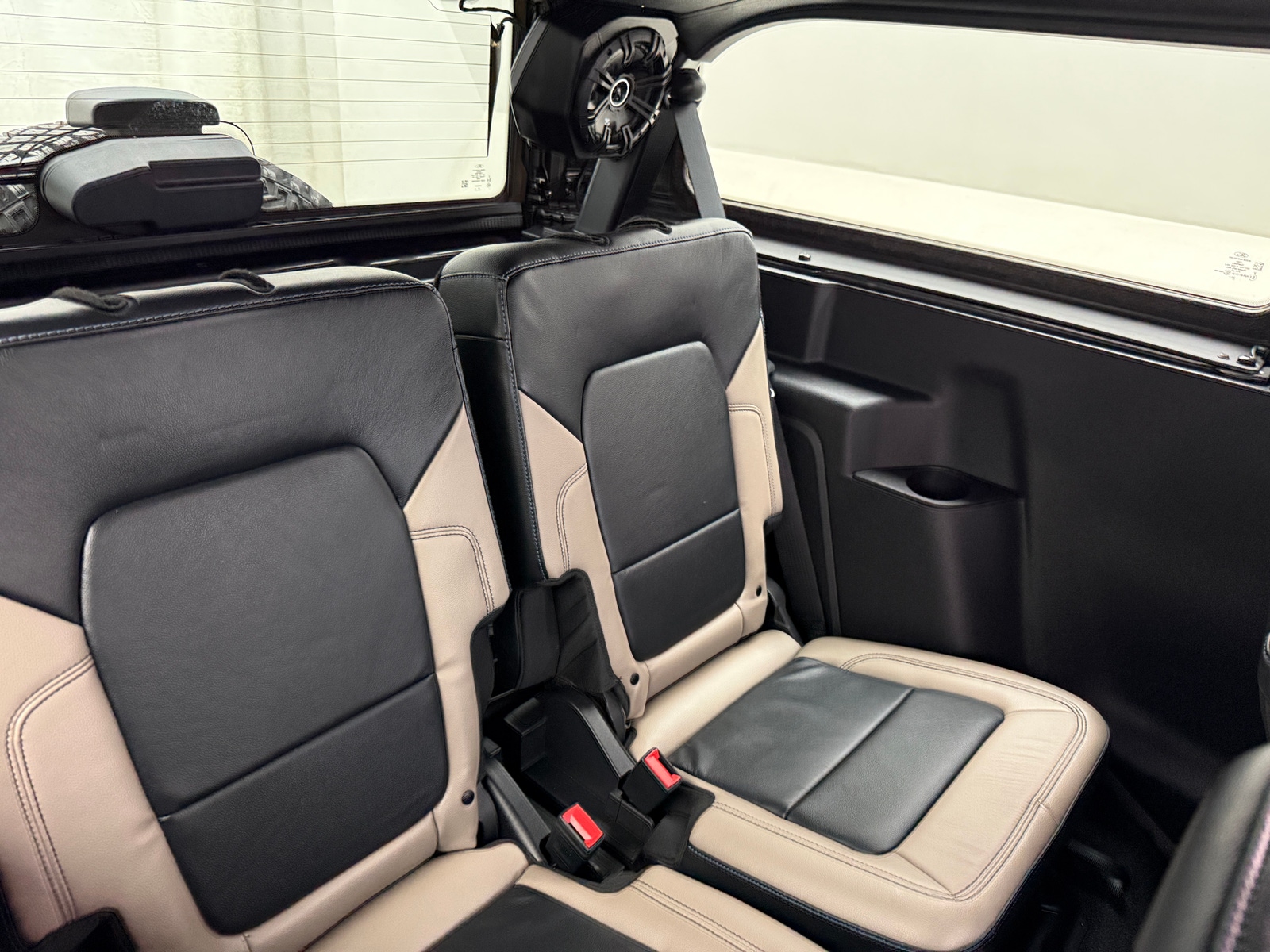 Thumbnail: 2021 Ford Bronco - 6