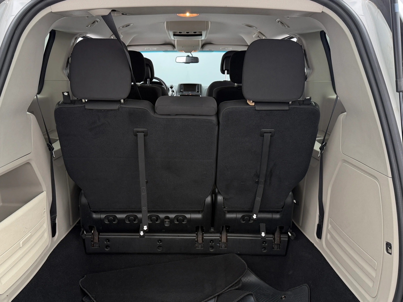 Thumbnail: 2017 Dodge Grand Caravan - 7