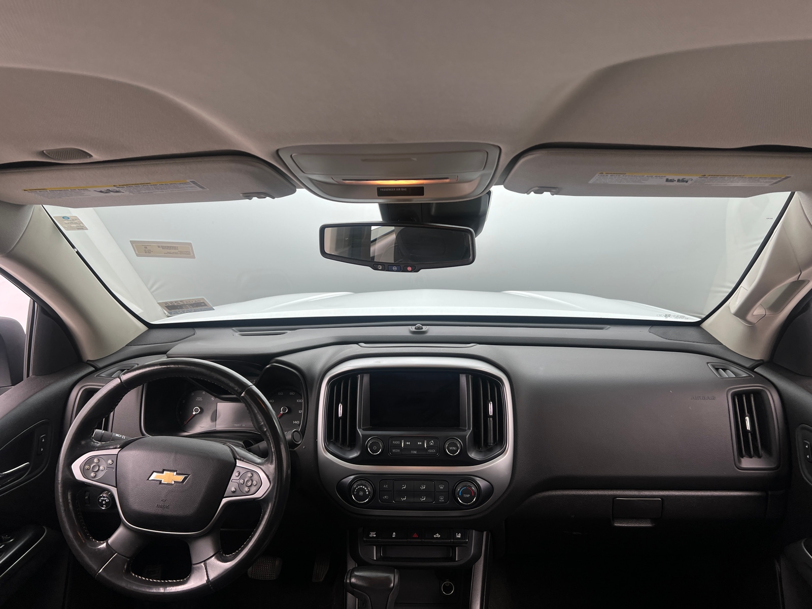 Thumbnail: 2016 Chevrolet Colorado - 3