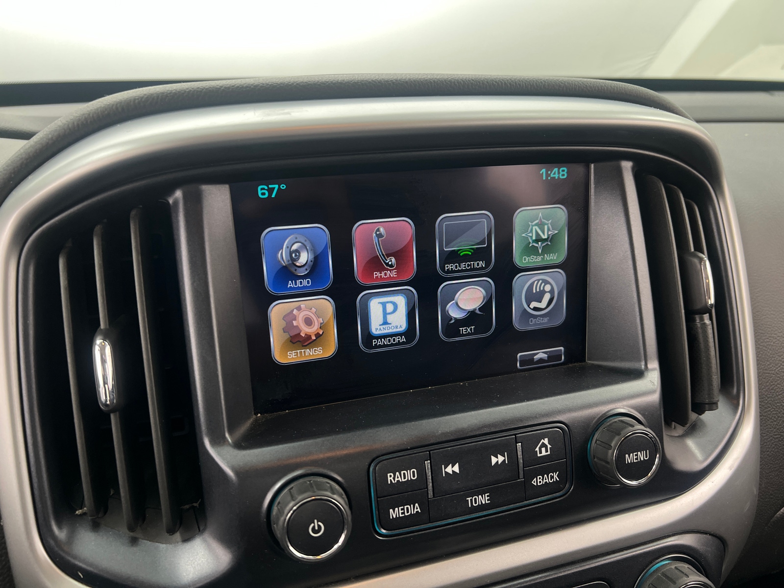 Thumbnail: 2016 Chevrolet Colorado - 4