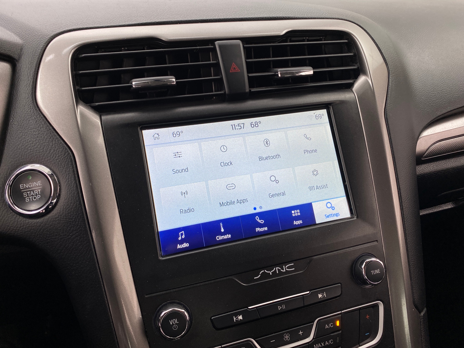 Thumbnail: 2019 Ford Fusion - 4