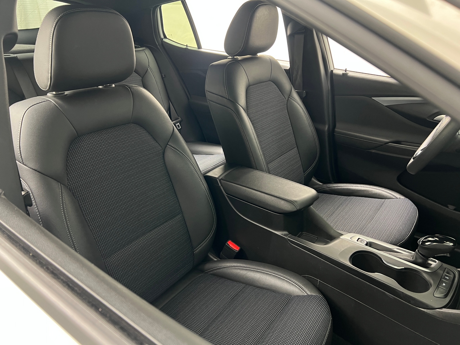 Thumbnail: 2025 Buick Envista - 2