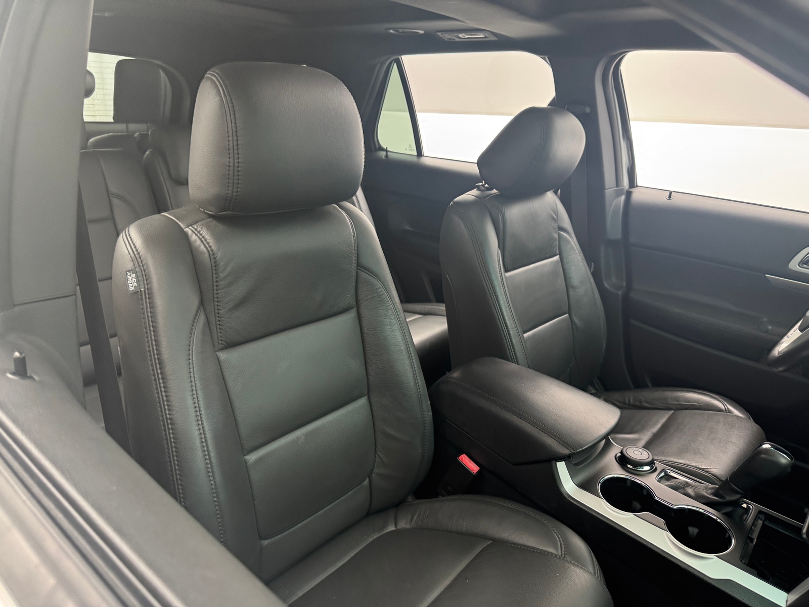 Thumbnail: 2015 Ford Explorer - 2