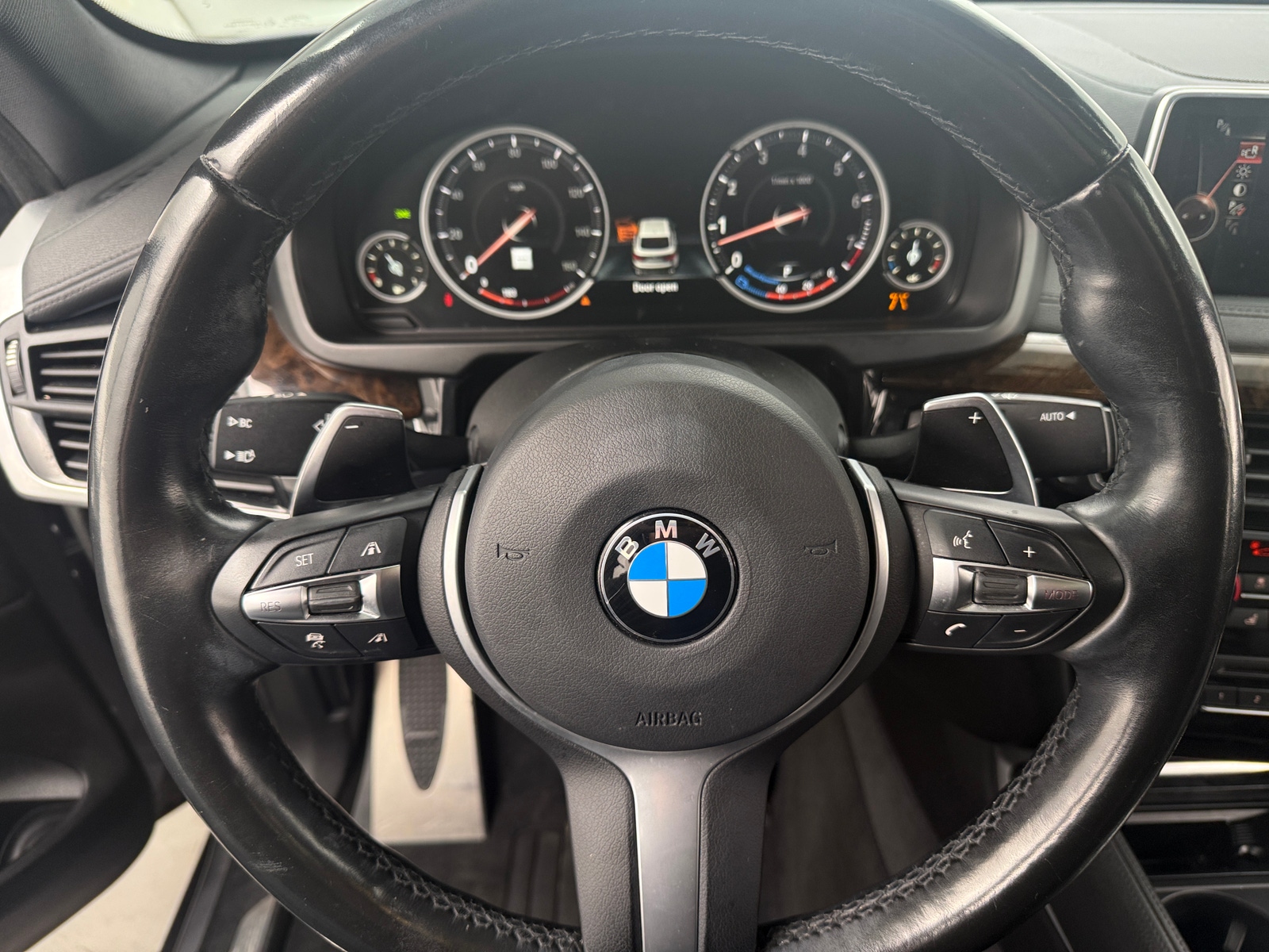 Thumbnail: 2016 BMW X6 - 4