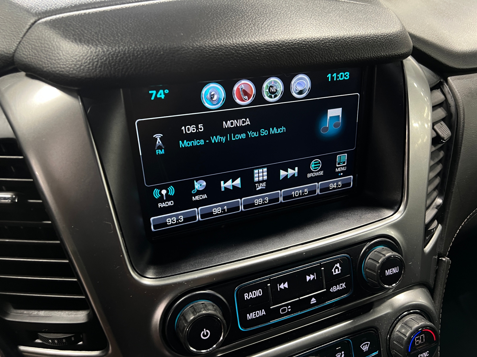 Thumbnail: 2020 Chevrolet Suburban - 3