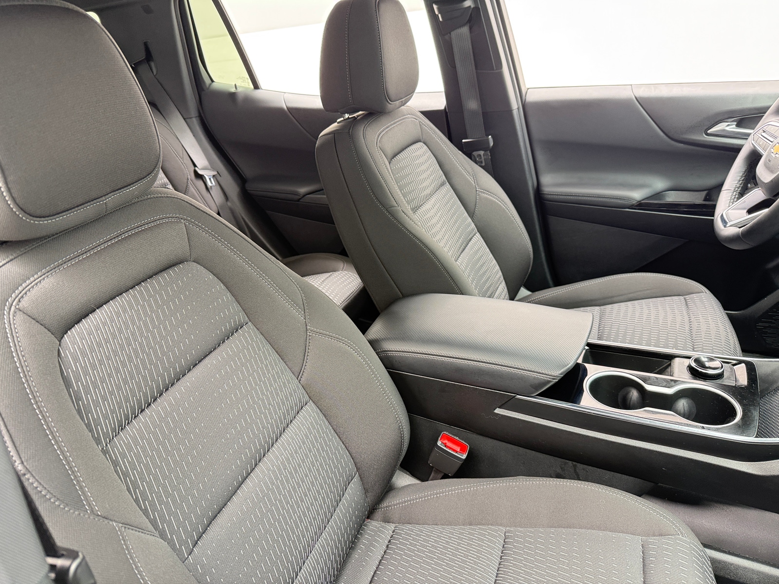 Thumbnail: 2026 Chevrolet Equinox - 2