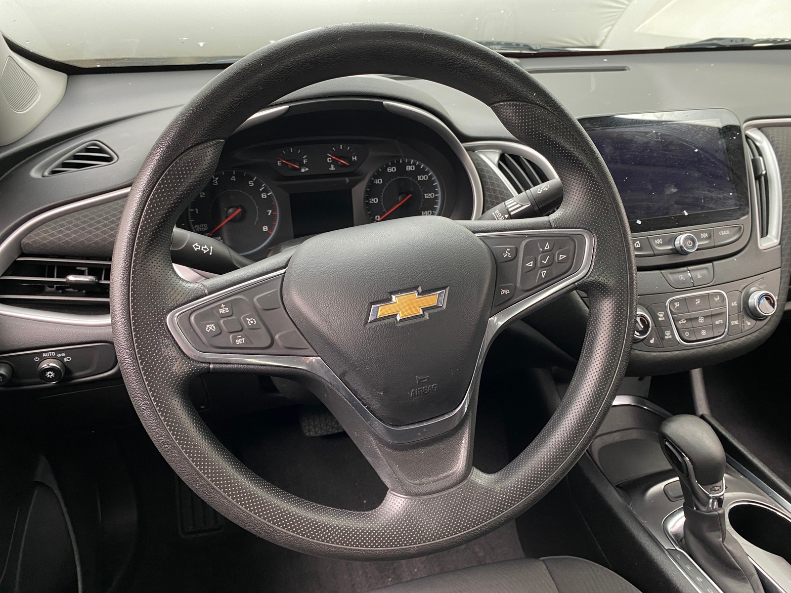 Thumbnail: 2022 Chevrolet Malibu - 5