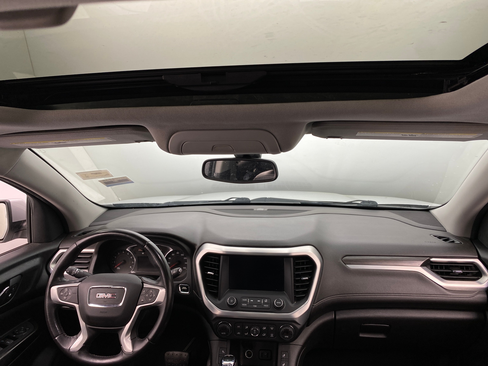 Thumbnail: 2018 GMC Acadia - 2