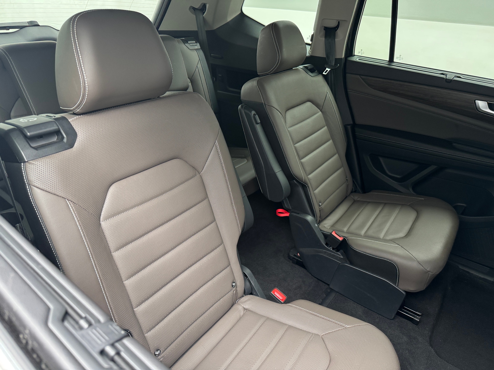 Thumbnail: 2024 Volkswagen Atlas - 5