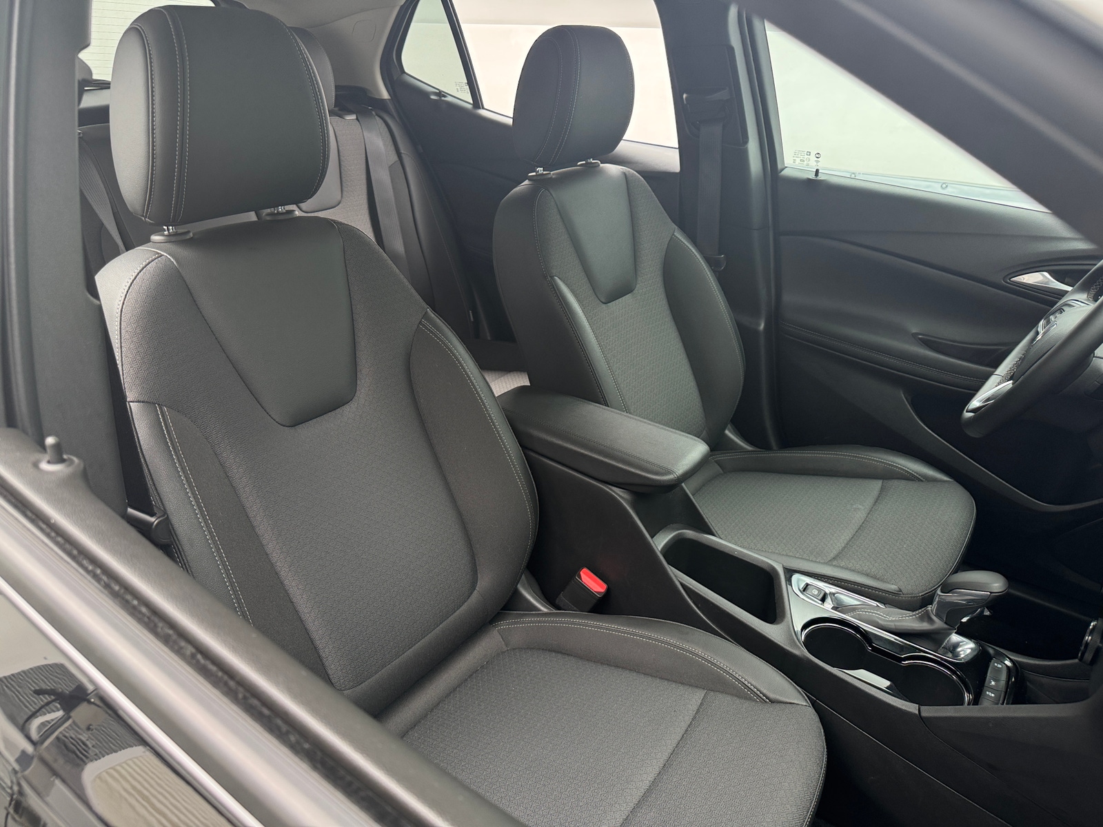 Thumbnail: 2025 Buick Encore GX - 2