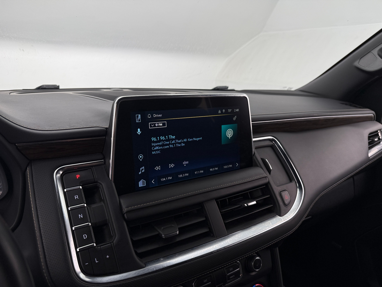 Thumbnail: 2023 Chevrolet Suburban - 3