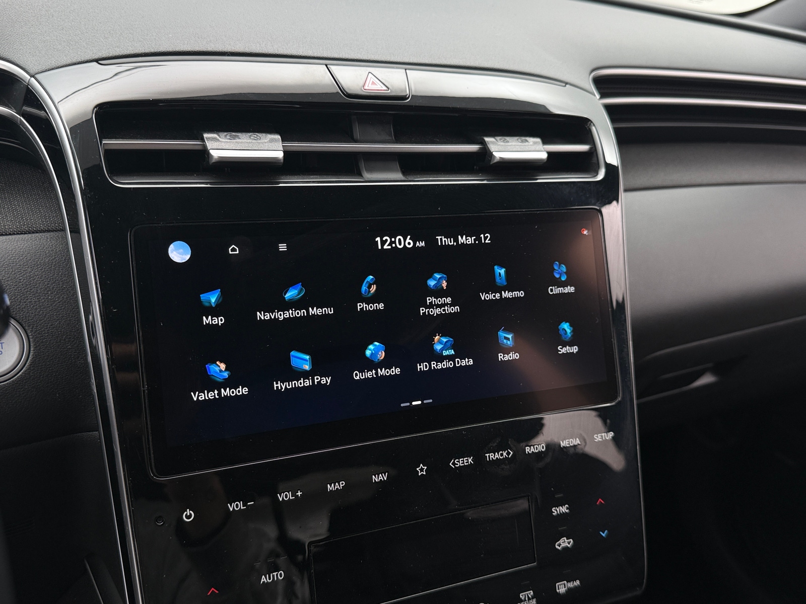 Thumbnail: 2023 Hyundai Santa Cruz - 3